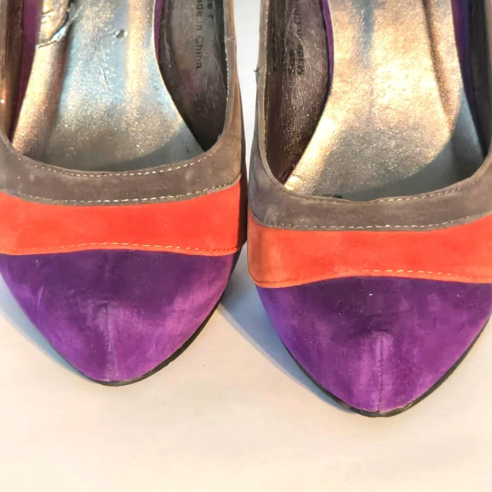 NWOT Colorblock Pumps Purple Orange & Gray Faux Suede, 4.5
